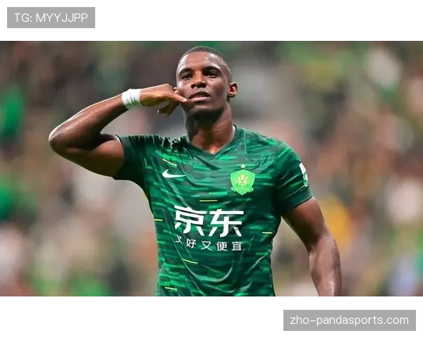 法比奥28球夺金靴，外援前锋节奏适应力成就射手王